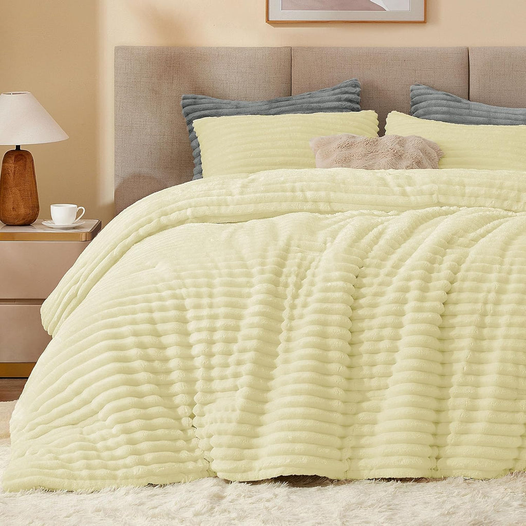 BEDELITE Fleece Queen Comforter Set -Super Soft & Warm Fluffy Cream White Bedding, Luxury Fuzzy Heavy Bed Set for Winter with 2 Pillow Cases