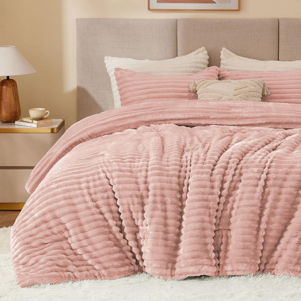 BEDELITE Fleece Queen Comforter Set -Super Soft & Warm Fluffy Cream White Bedding, Luxury Fuzzy Heavy Bed Set for Winter with 2 Pillow Cases